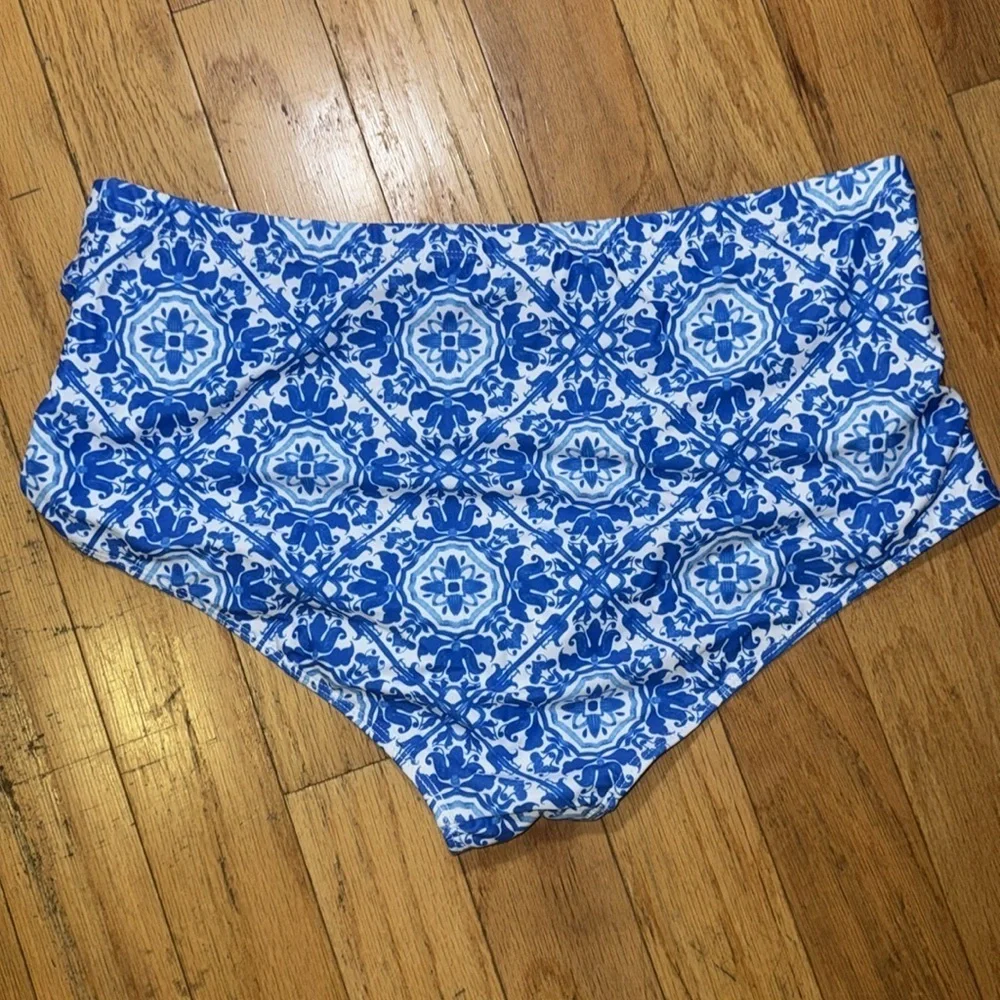 Hannah Nikole two piece swimsuit full figured new size 20 W